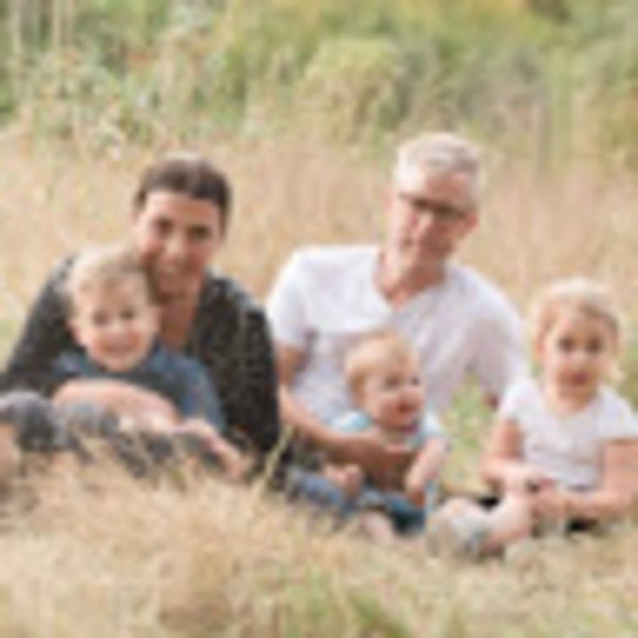 Meet your Posher, Robyn - Picture 1 of 1